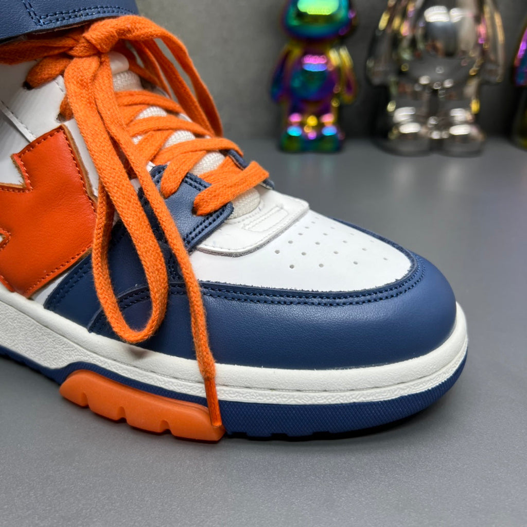 OFF-Whlte Arrow Logo Leather Sneakers #35