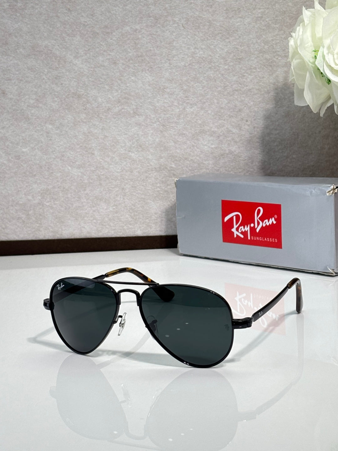 Ray-Ban RB3925 Sunglasses | Metal Frame | Unisex