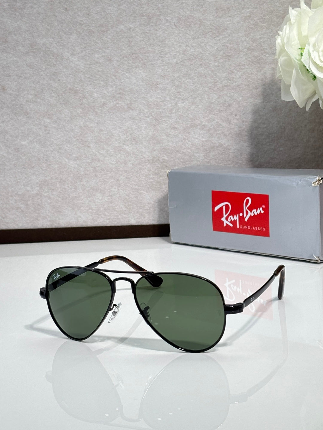 Ray-Ban RB3925 Sunglasses | Metal Frame | Unisex