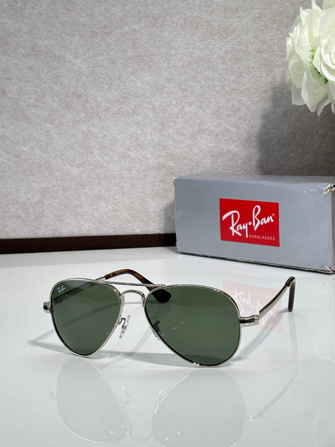 Ray-Ban RB3925 Sunglasses | Metal Frame | Unisex
