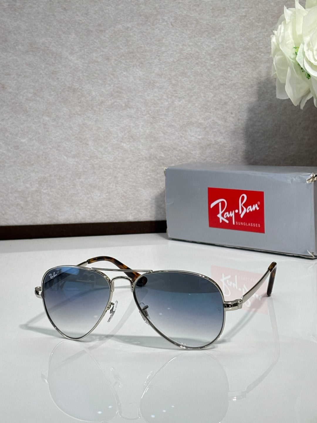 Ray-Ban RB3925 Sunglasses | Metal Frame | Unisex