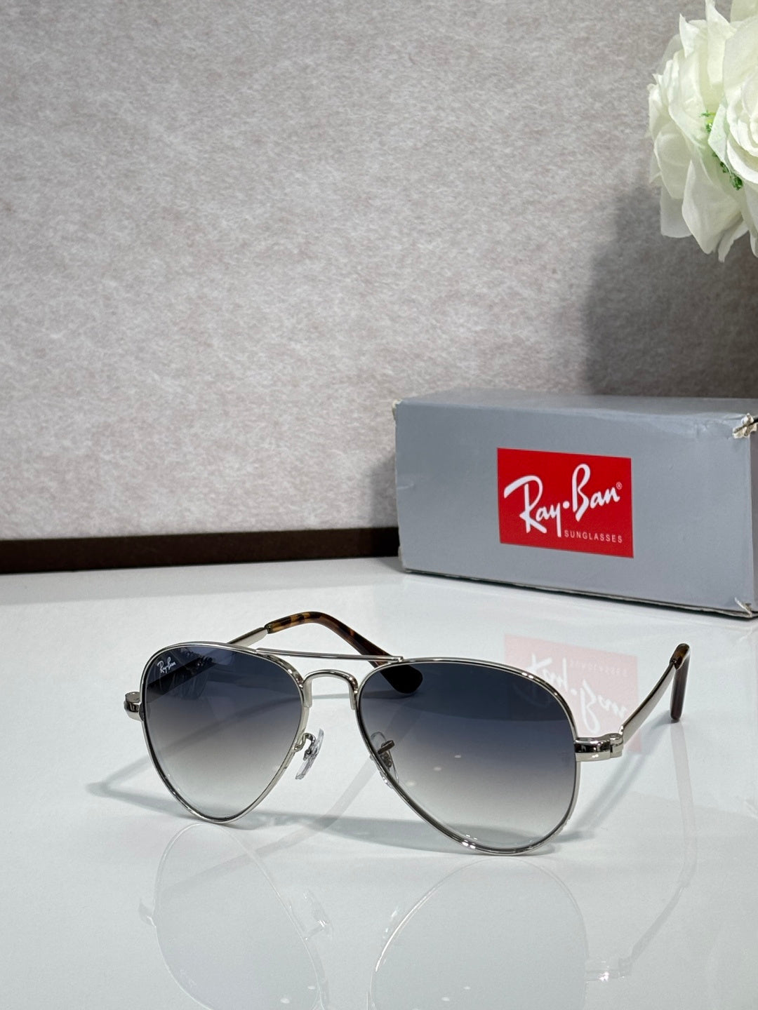 Ray-Ban RB3925 Sunglasses | Metal Frame | Unisex
