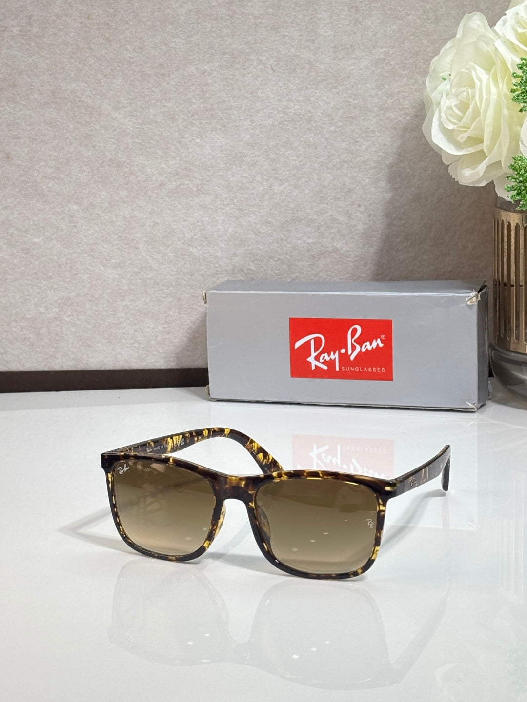 Ray-Ban RB4460I Sunglasses | Classic Square Frame | Unisex