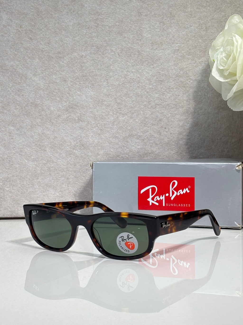 Ray-Ban RB2227 Sunglasses | Classic Round Frame | Unisex
