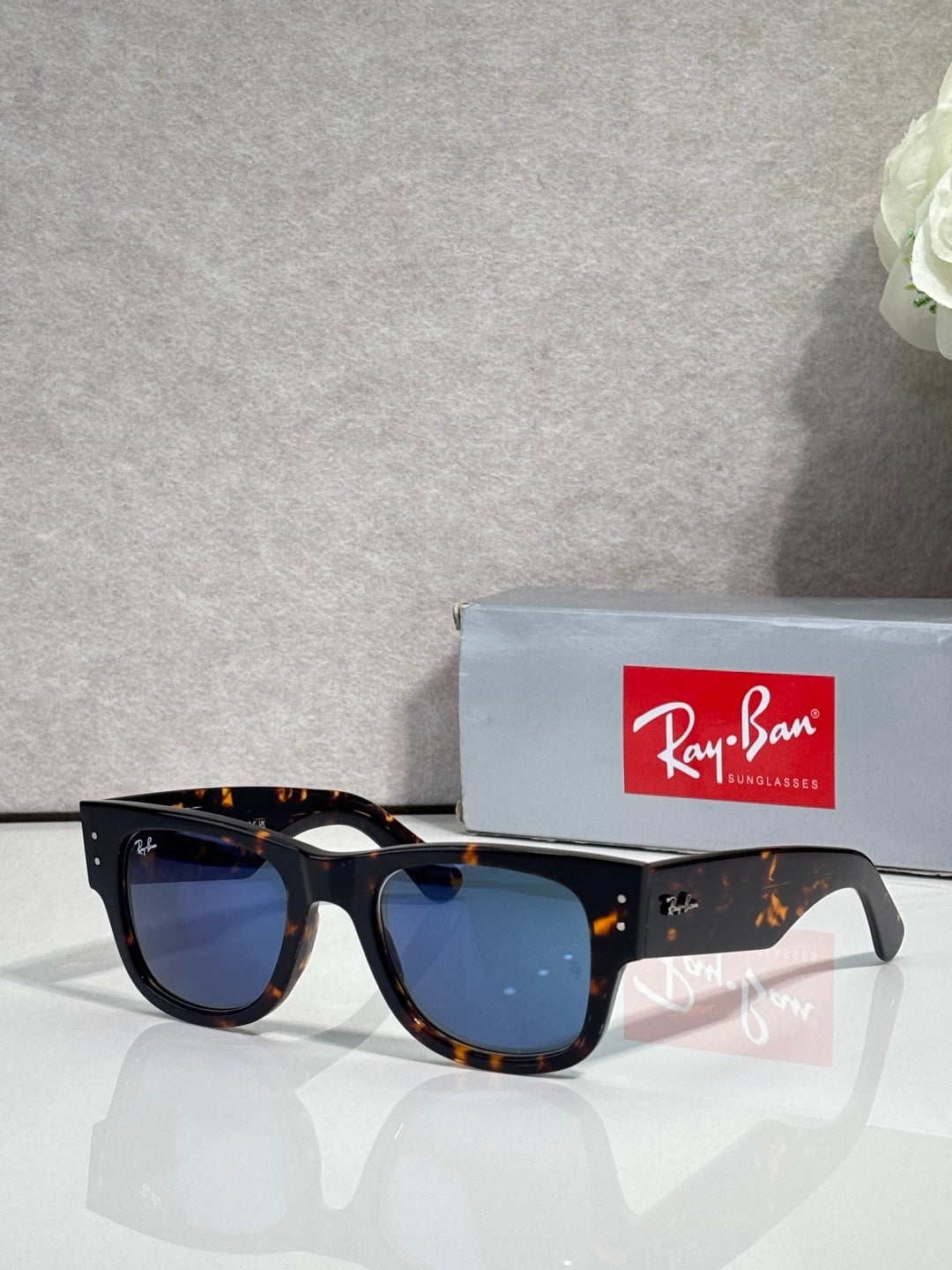 Ray-Ban RB0840S Sunglasses | Classic Round Frame | Unisex