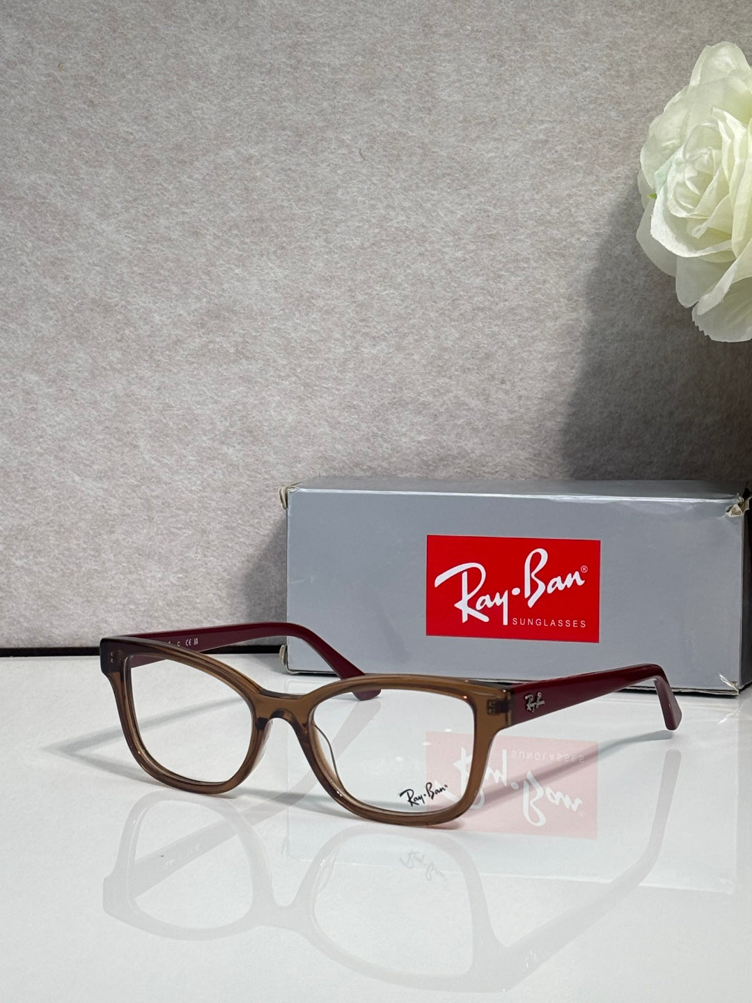 Ray-Ban RB7269L Eyeglasses | Lightweight Square Frame | Unisex