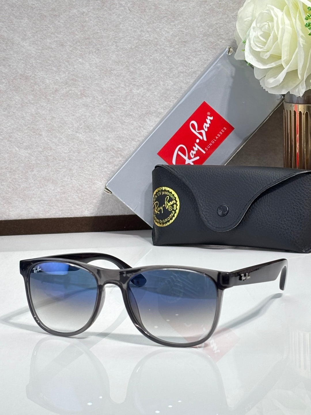 Ray-Ban RB4412 Sunglasses | Classic Square Frame | Unisex