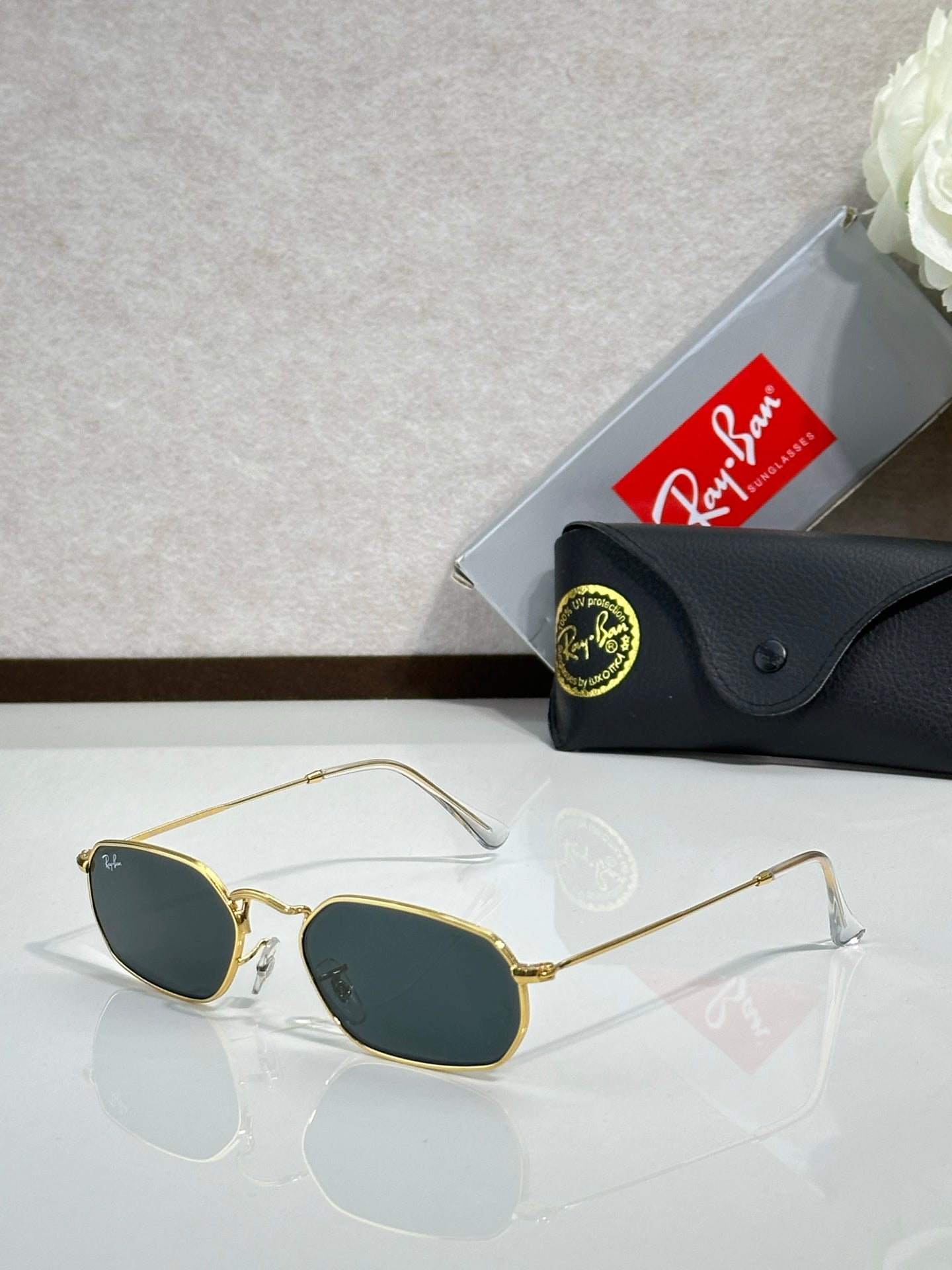 Ray-Ban RB3947 Sunglasses | Metal Frame | Unisex