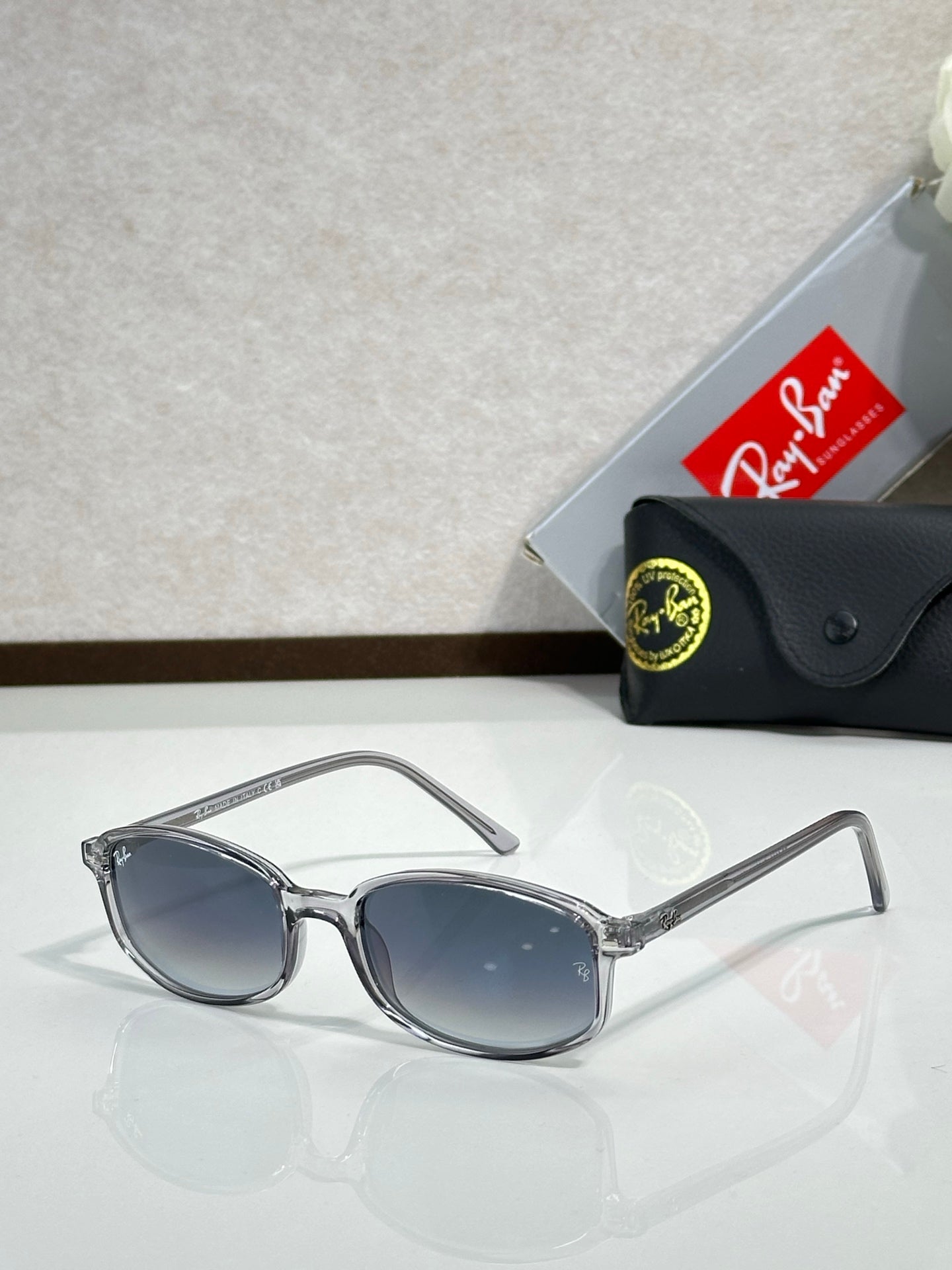 Ray-Ban RB2232 Sunglasses | Classic Round Frame | Unisex