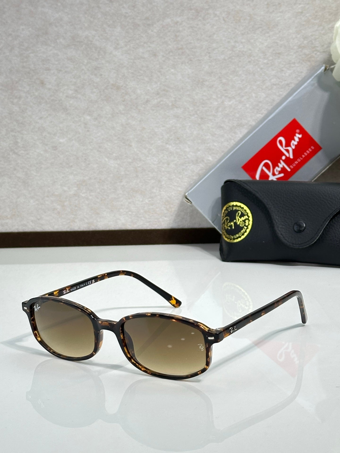 Ray-Ban RB2232 Sunglasses | Classic Round Frame | Unisex