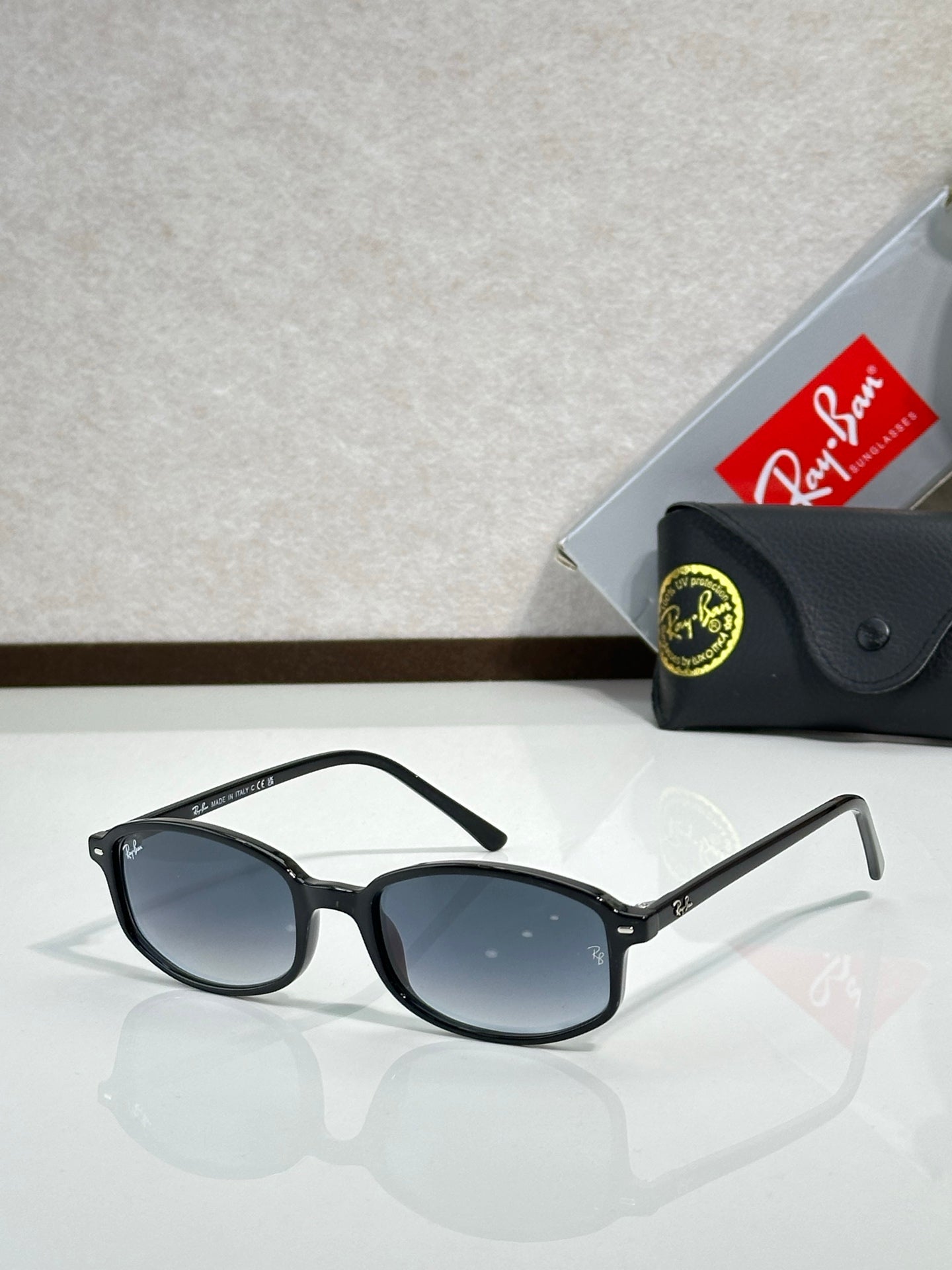Ray-Ban RB2232 Sunglasses | Classic Round Frame | Unisex