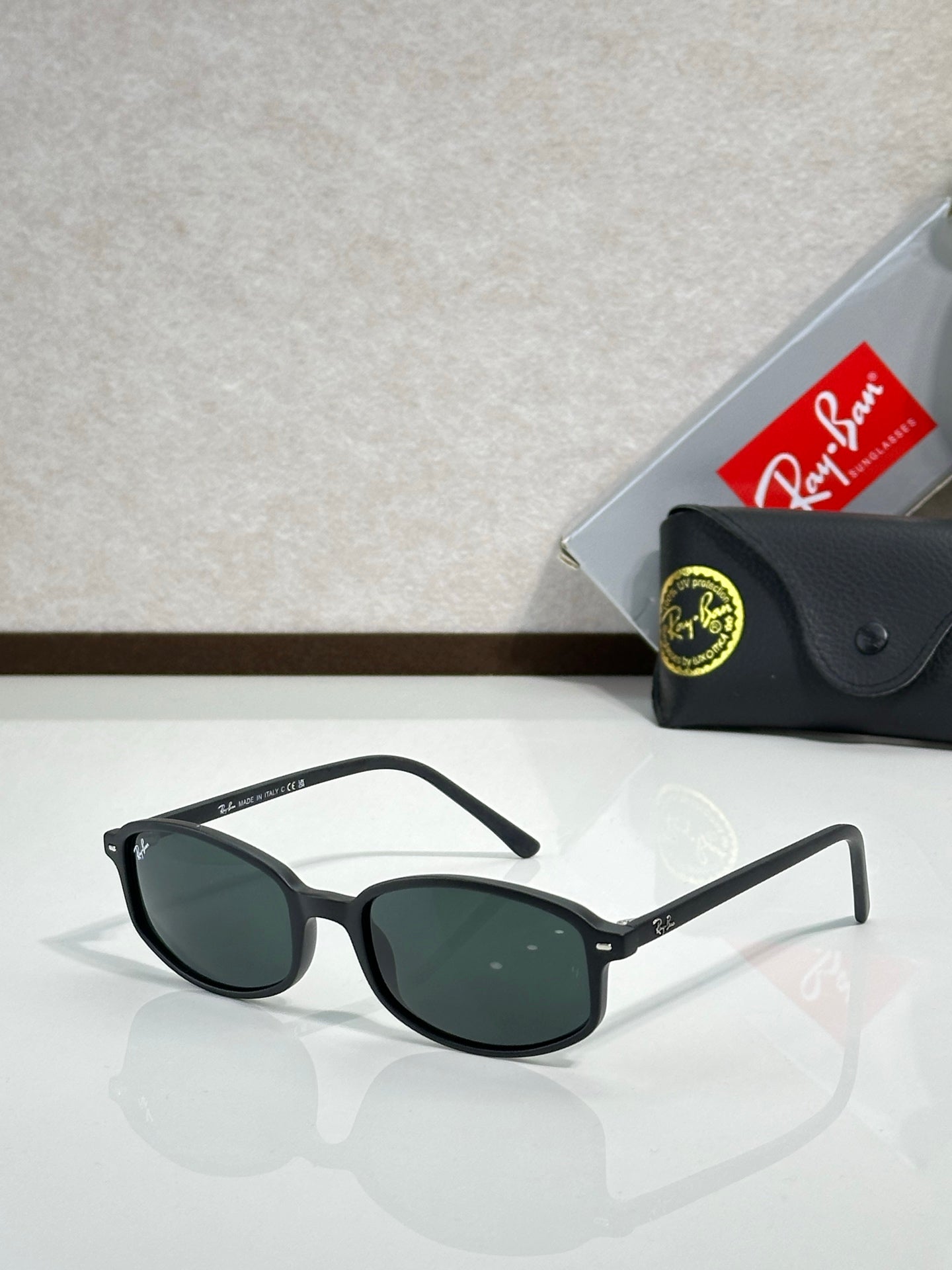 Ray-Ban RB2232 Sunglasses | Classic Round Frame | Unisex