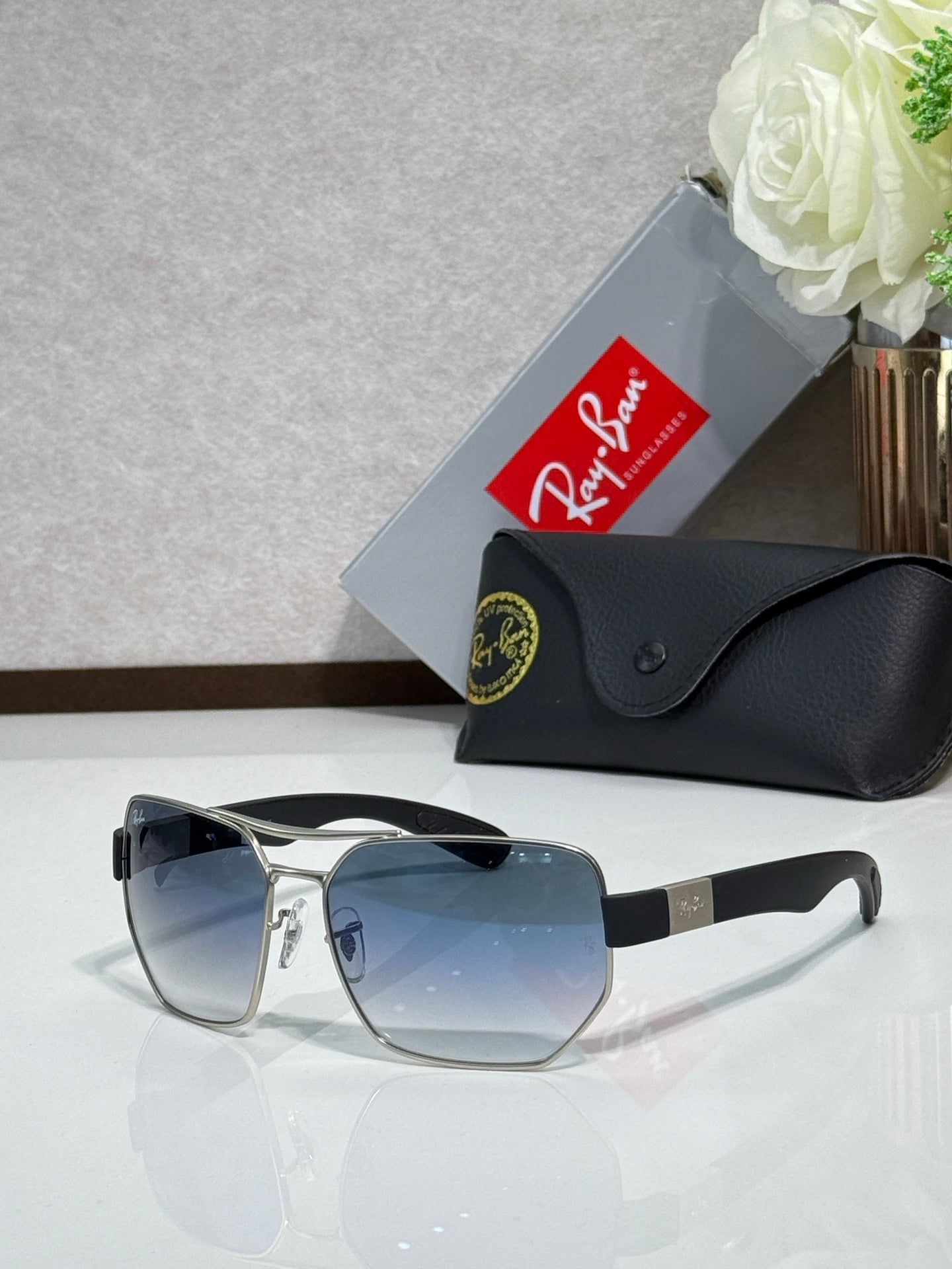 Ray-Ban RB3762 Sunglasses | Metal Frame | Unisex
