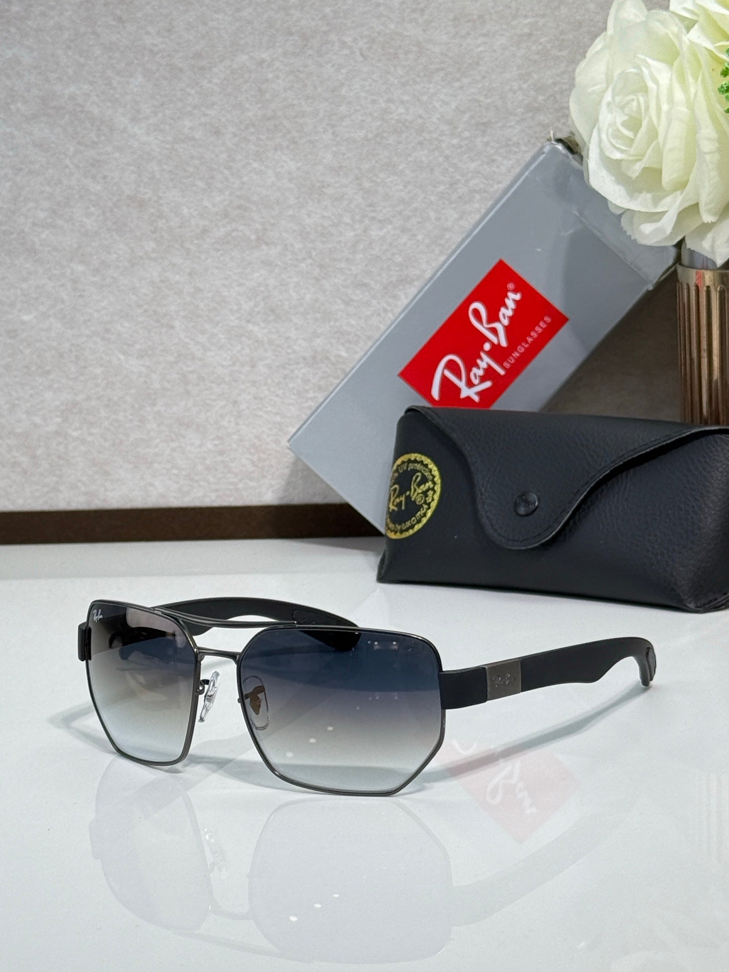 Ray-Ban RB3762 Sunglasses | Metal Frame | Unisex