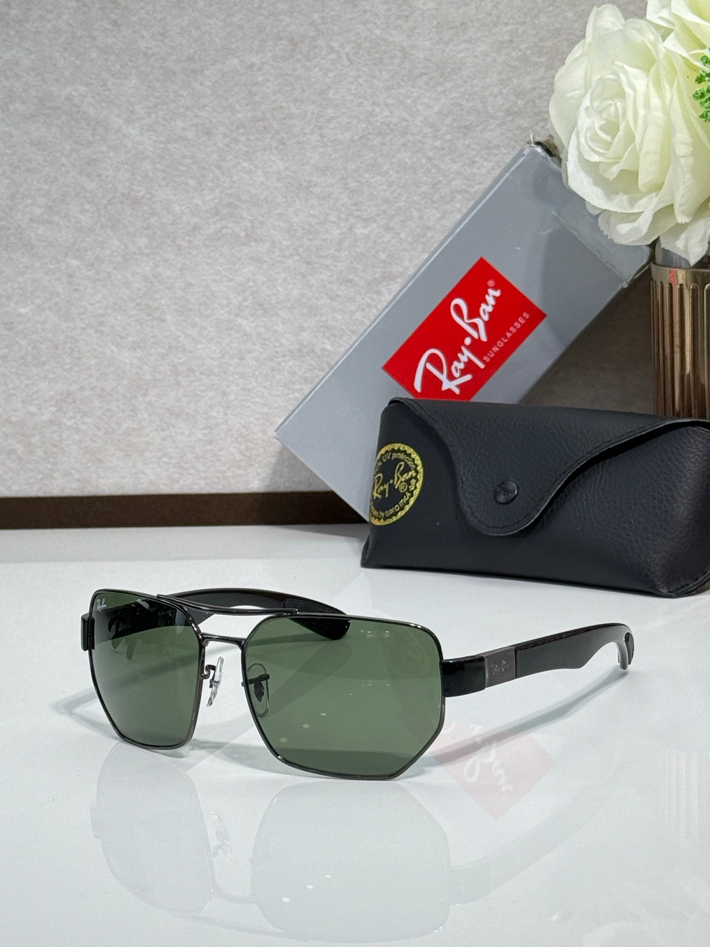 Ray-Ban RB3762 Sunglasses | Metal Frame | Unisex