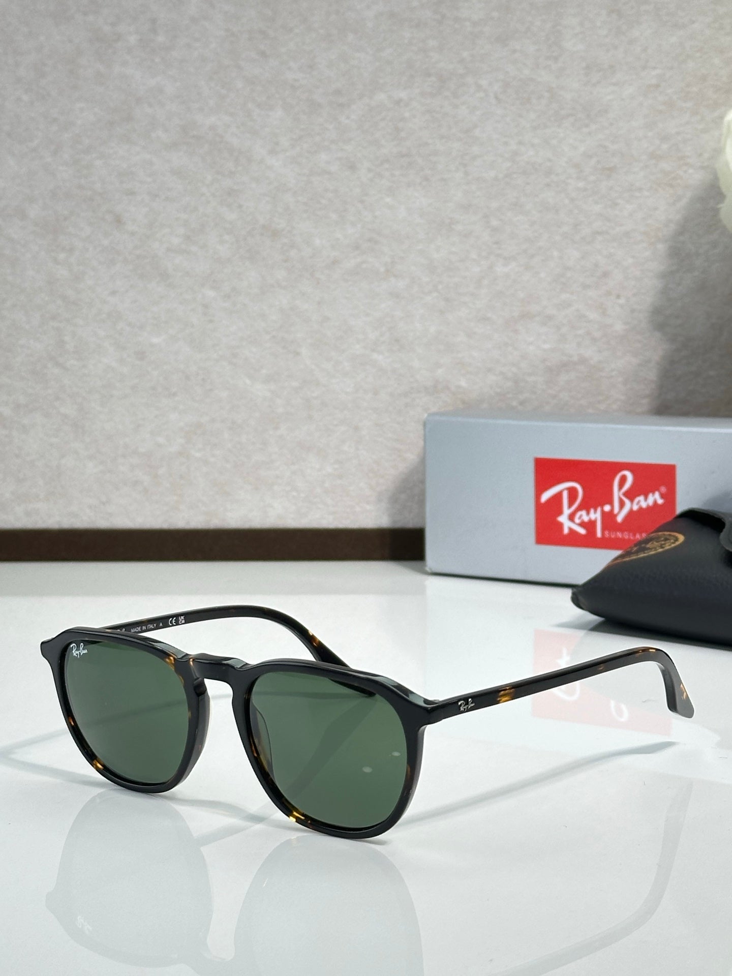 Ray-Ban RB2203 Wayfarer Sunglasses | Acetate Frame | UV400 | Unisex
