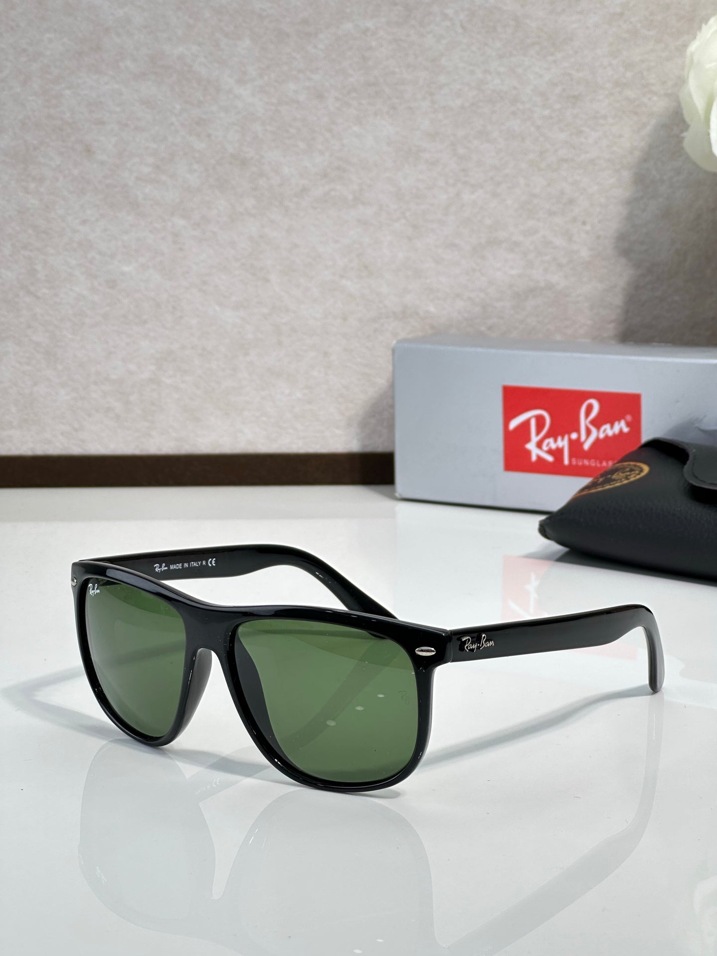 Ray-Ban RB2341 Wayfarer Sunglasses | Acetate Frame | UV400 | Unisex