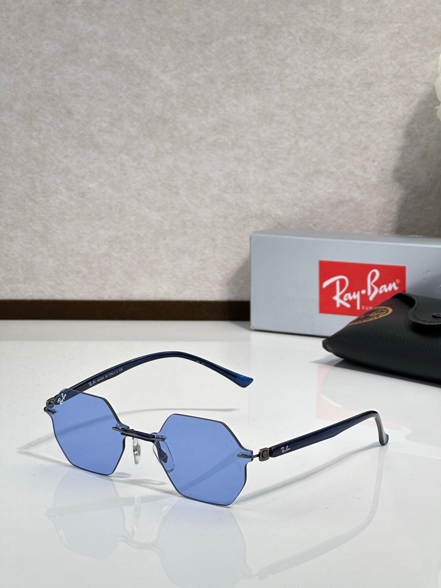 Ray-Ban RB8061 Round Sunglasses | Carbon Fiber Frame | UV400 | Unisex