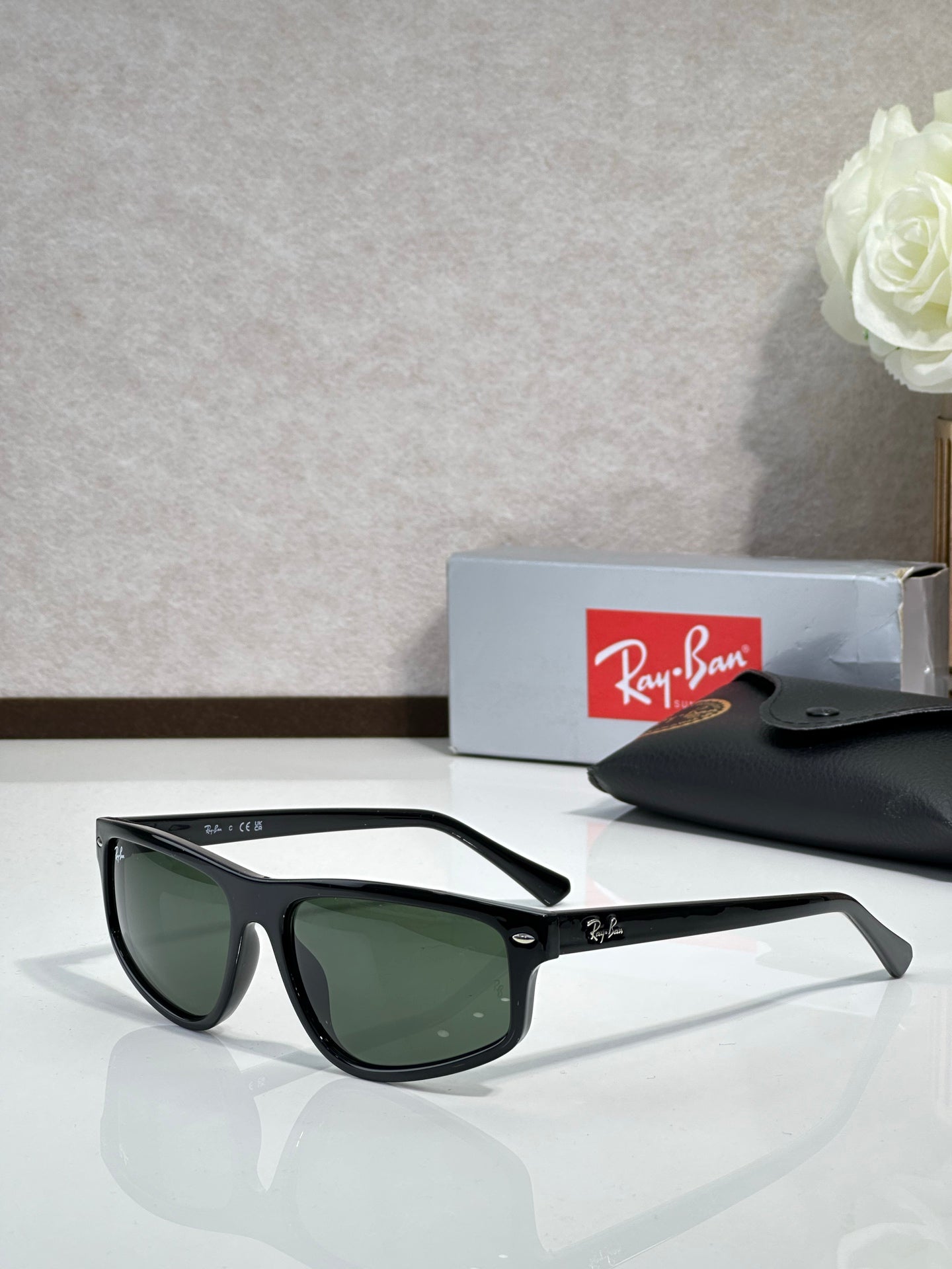 Ray-Ban RB2225 Wayfarer Sunglasses | Acetate Frame | UV400 | Unisex