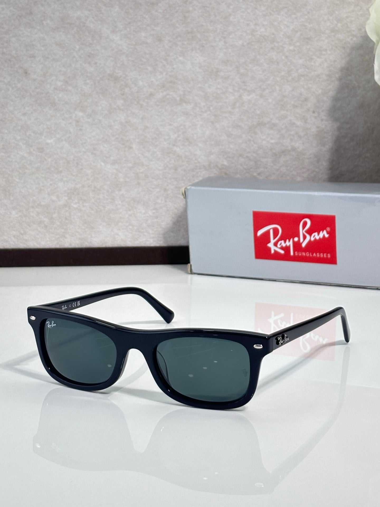 Ray-Ban RB2226 Wayfarer Sunglasses | Acetate Frame | UV400 | Unisex